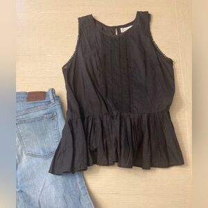 Vince sleeveless  tunic with lace and pleat detail  size small